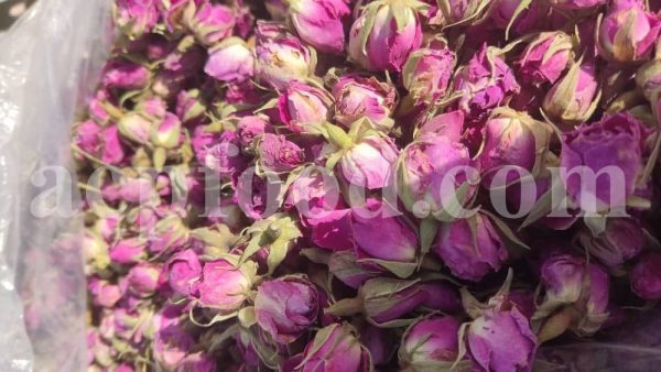 Venta de capullos y pétalos de rosa de Damasco aromáticos de alta calidad. Mayorista, proveedor, exportador y proveedor de capullos y pétalos de Rosa damascena a granel.