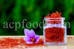 9 ways to recognize real saffron. The different between real and fake saffron.