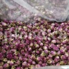 Venta de capullos y pétalos de rosa de Damasco aromáticos de alta calidad. Mayorista, proveedor, exportador y proveedor de capullos y pétalos de Rosa damascena a granel.