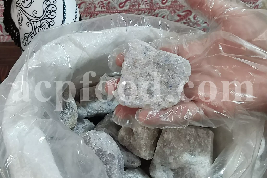 Persian Blue Salt crystals – traditional and modern uses of natural minerals and medicinal herbs in the UK